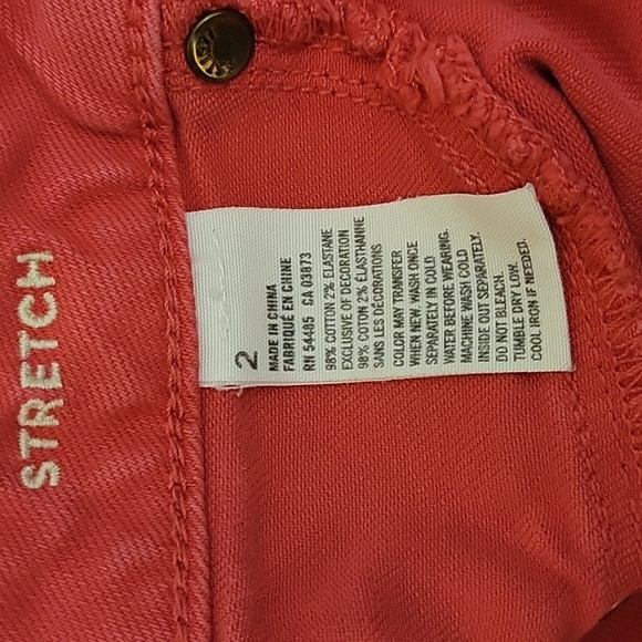 American Eagle Outfitters Women's Red Denim Shorts - Picture 4 of 4